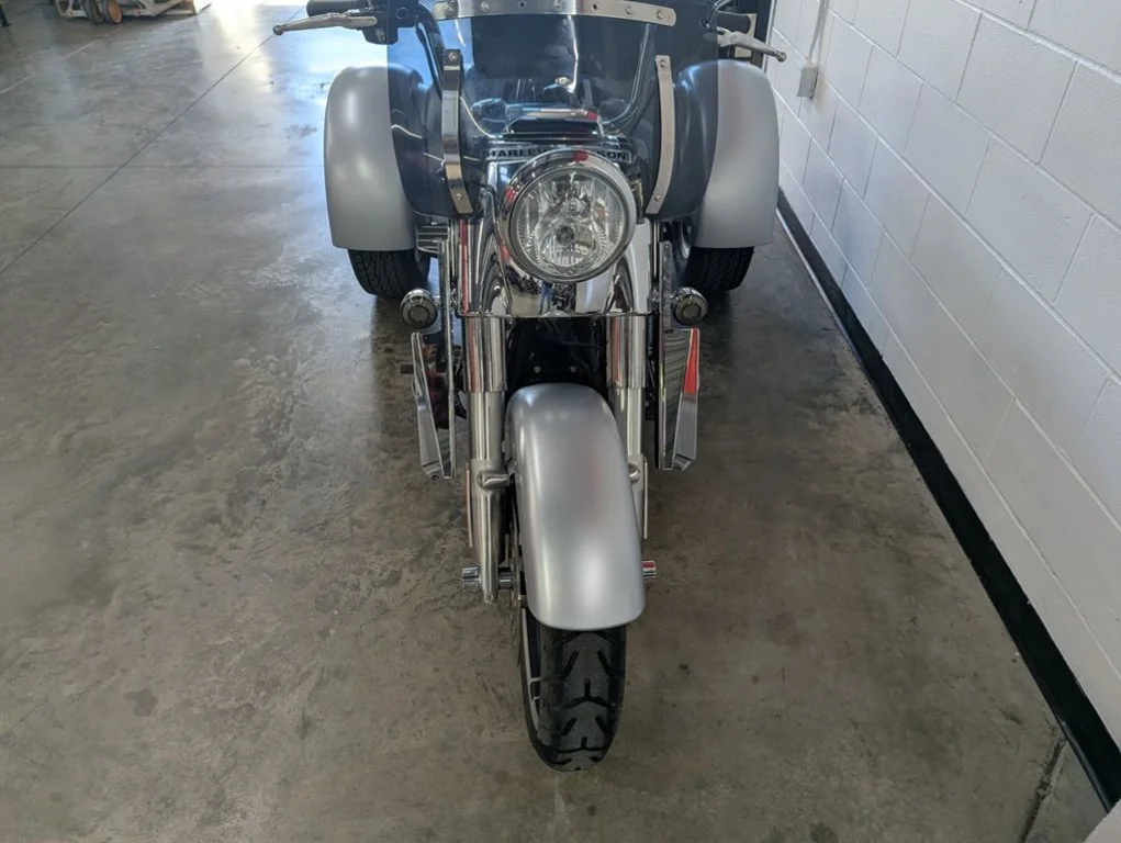 Certified Used 2020 Barracuda Silver Denim Harley-Davidson® FLRT - Freewheeler image 3