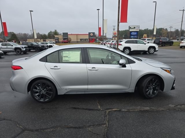 2026 Toyota Corolla SE - Photo 2
