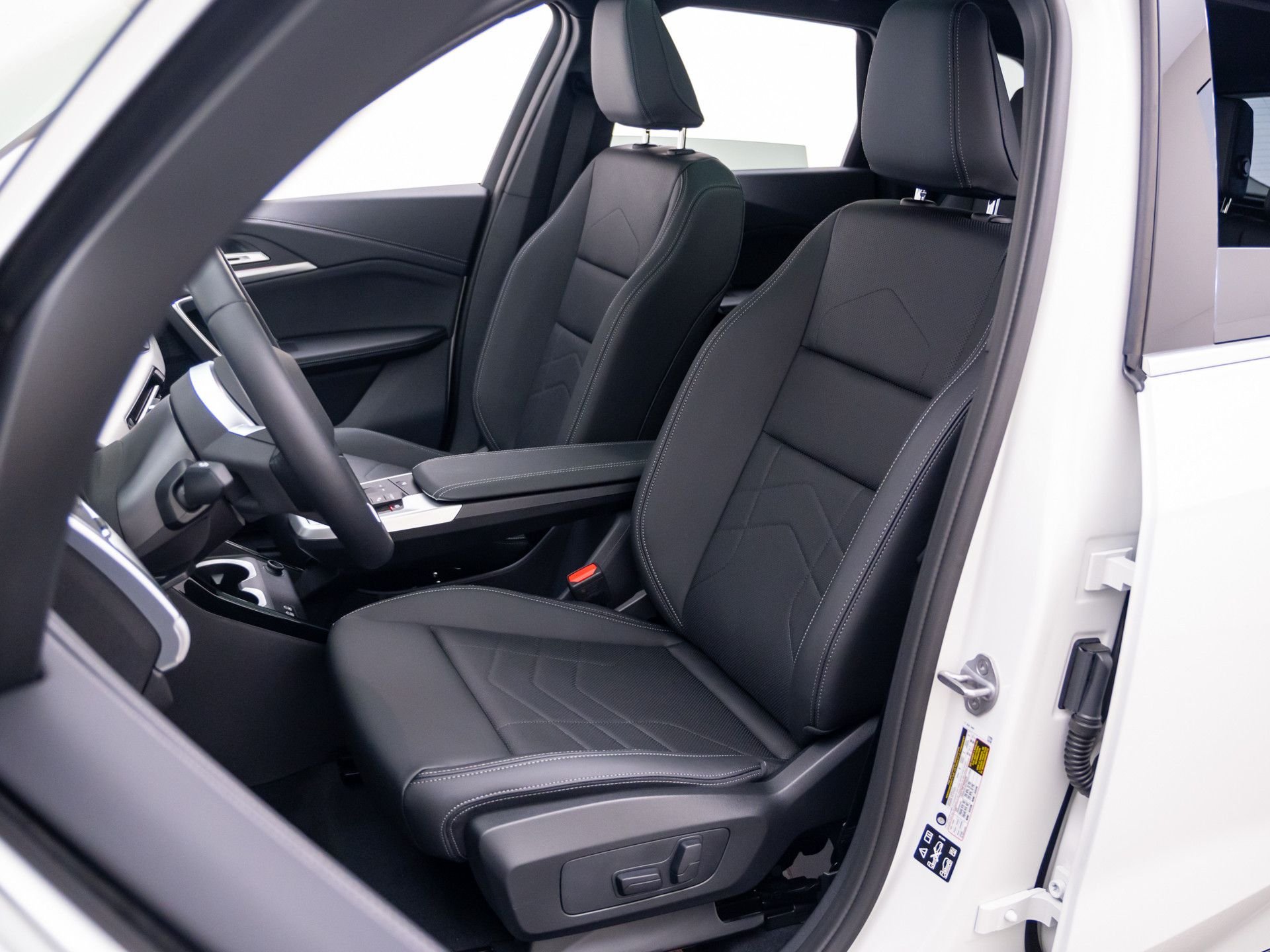 New 2026 Alpine White BMW xDrive28i image 17