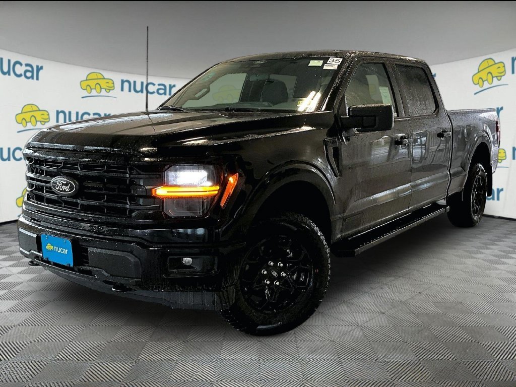 New 2026 Agate Black Metallic Ford XLT image 4