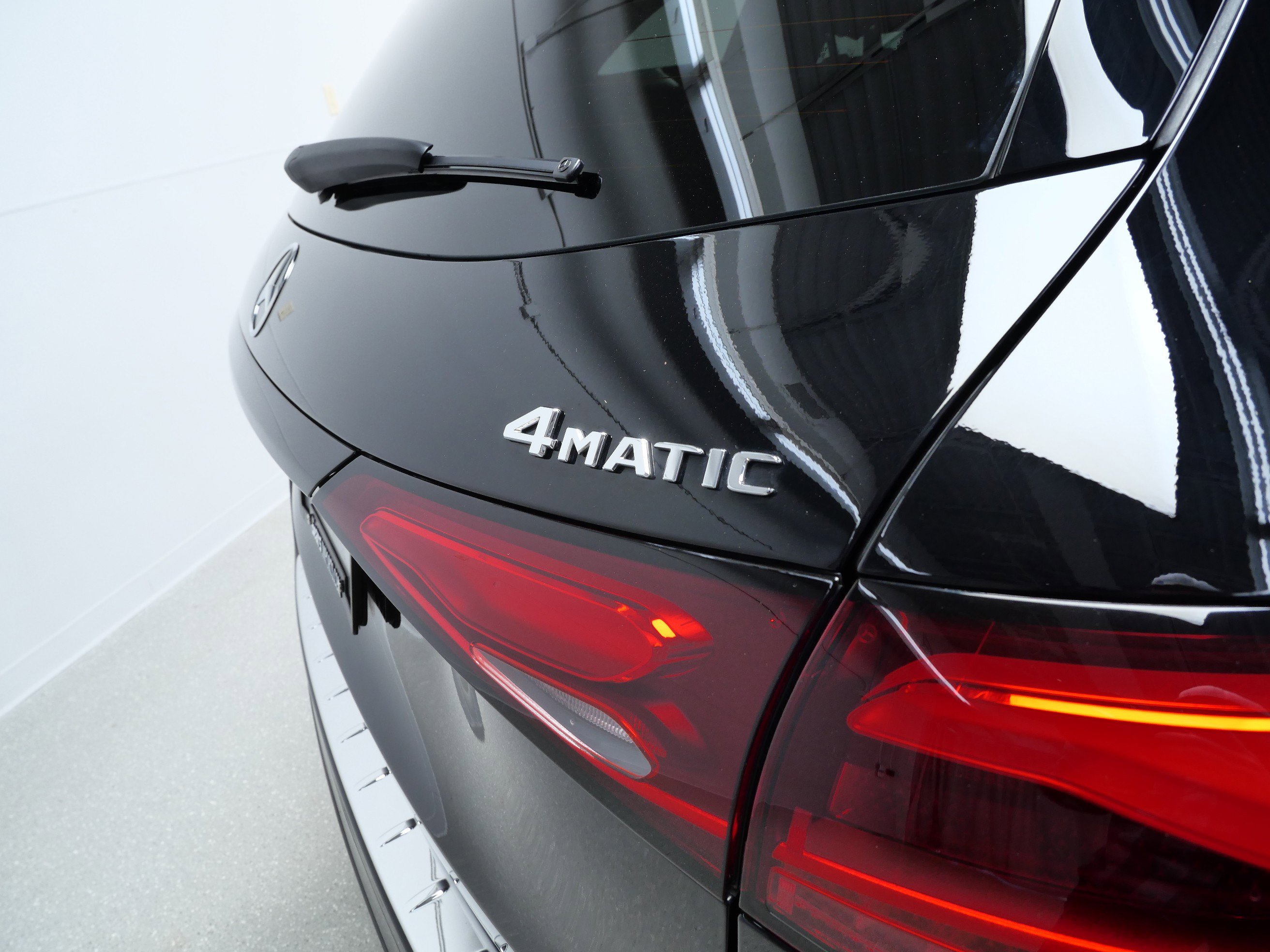Certified Used 2026 Black Mercedes-Benz GLC 300 image 6