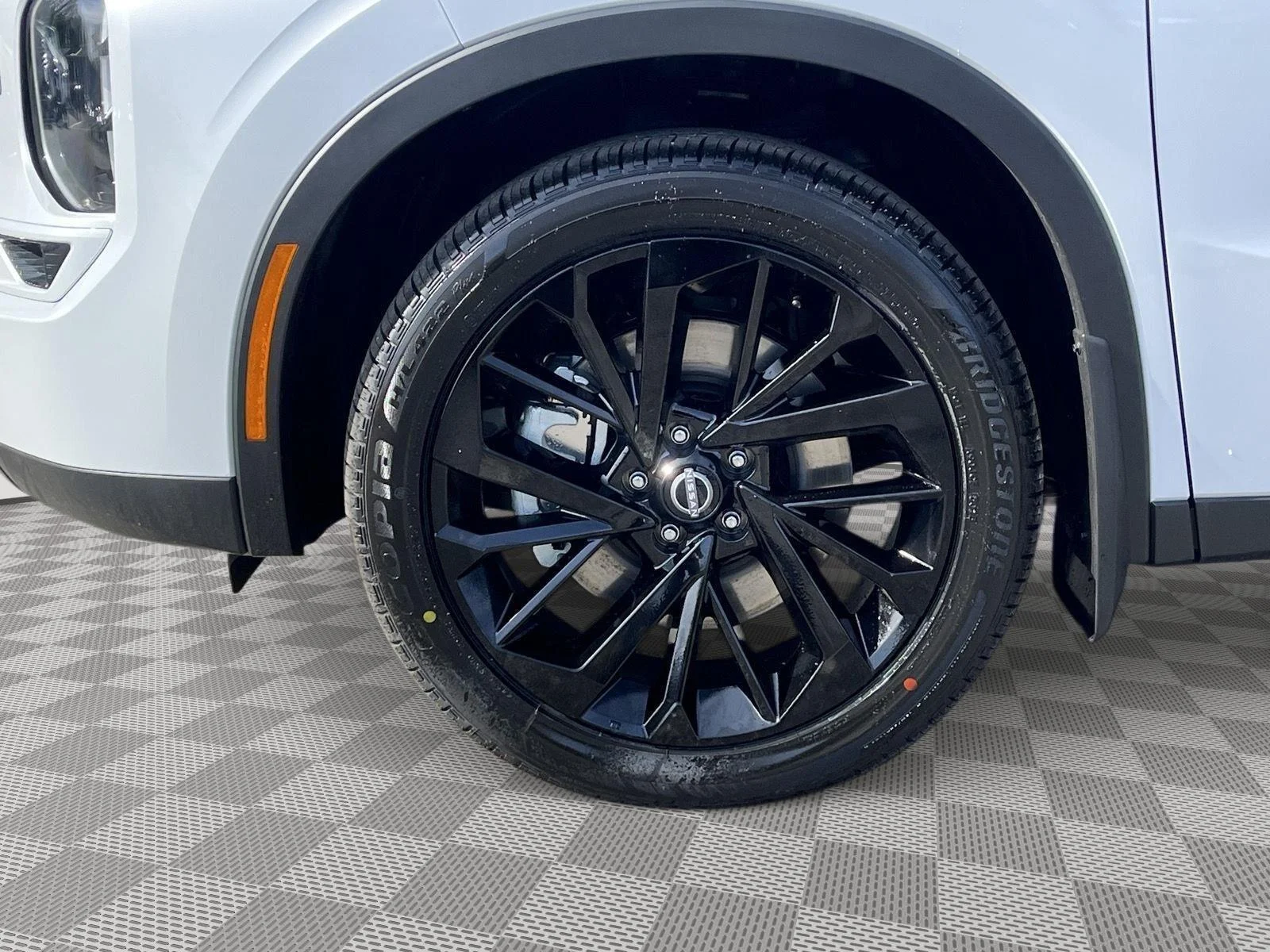 New 2026 Alpine Frost Nissan SL image 10