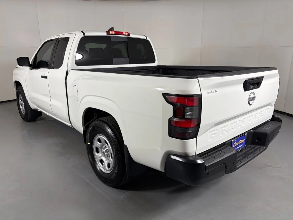 New 2026 Glacier White Nissan King Cab® S image 6