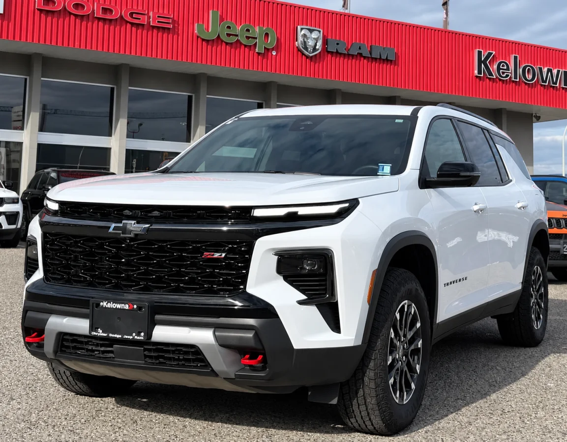 Used 2026 White Chevrolet Z71 image 1