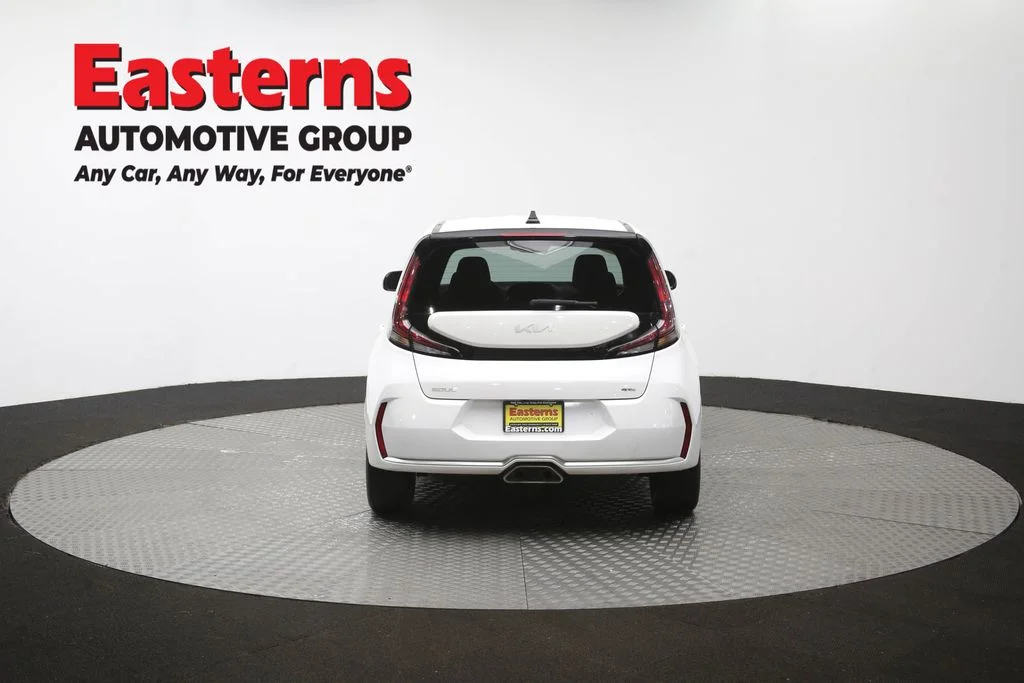 Used 2023 White Kia GT-Line image 37