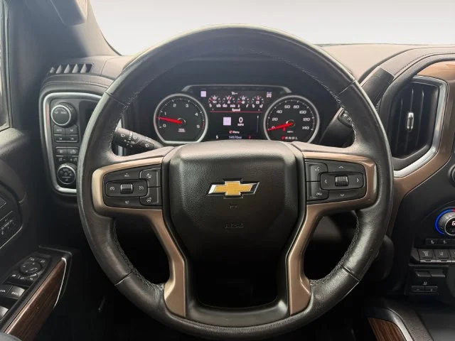 Used 2022 Black Chevrolet High Country image 14