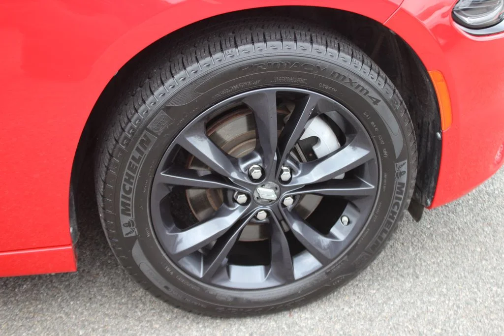 Used 2023 Red Dodge SXT image 36
