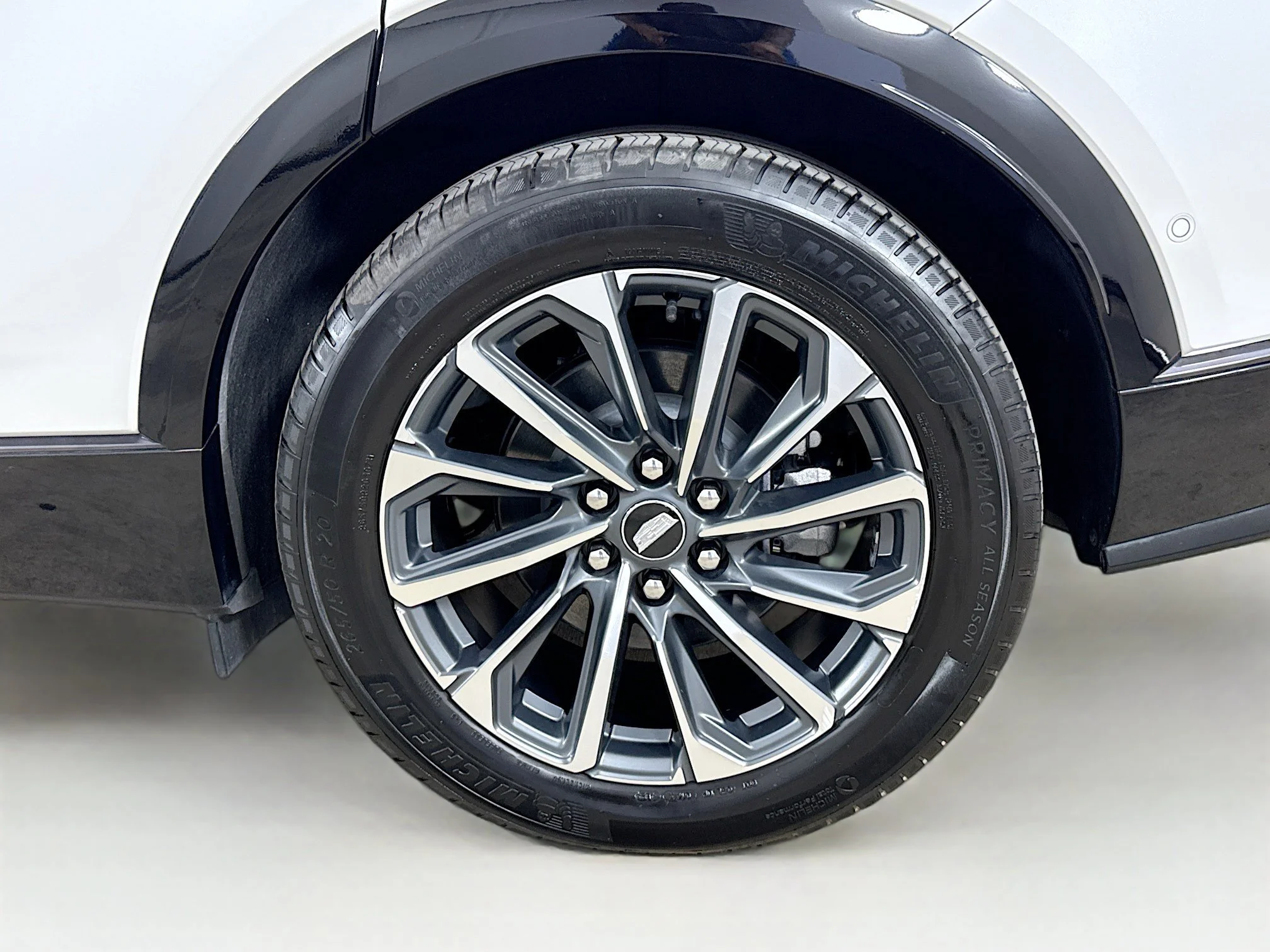Used 2025 Crystal White Tricoat Cadillac Sport 1 image 35