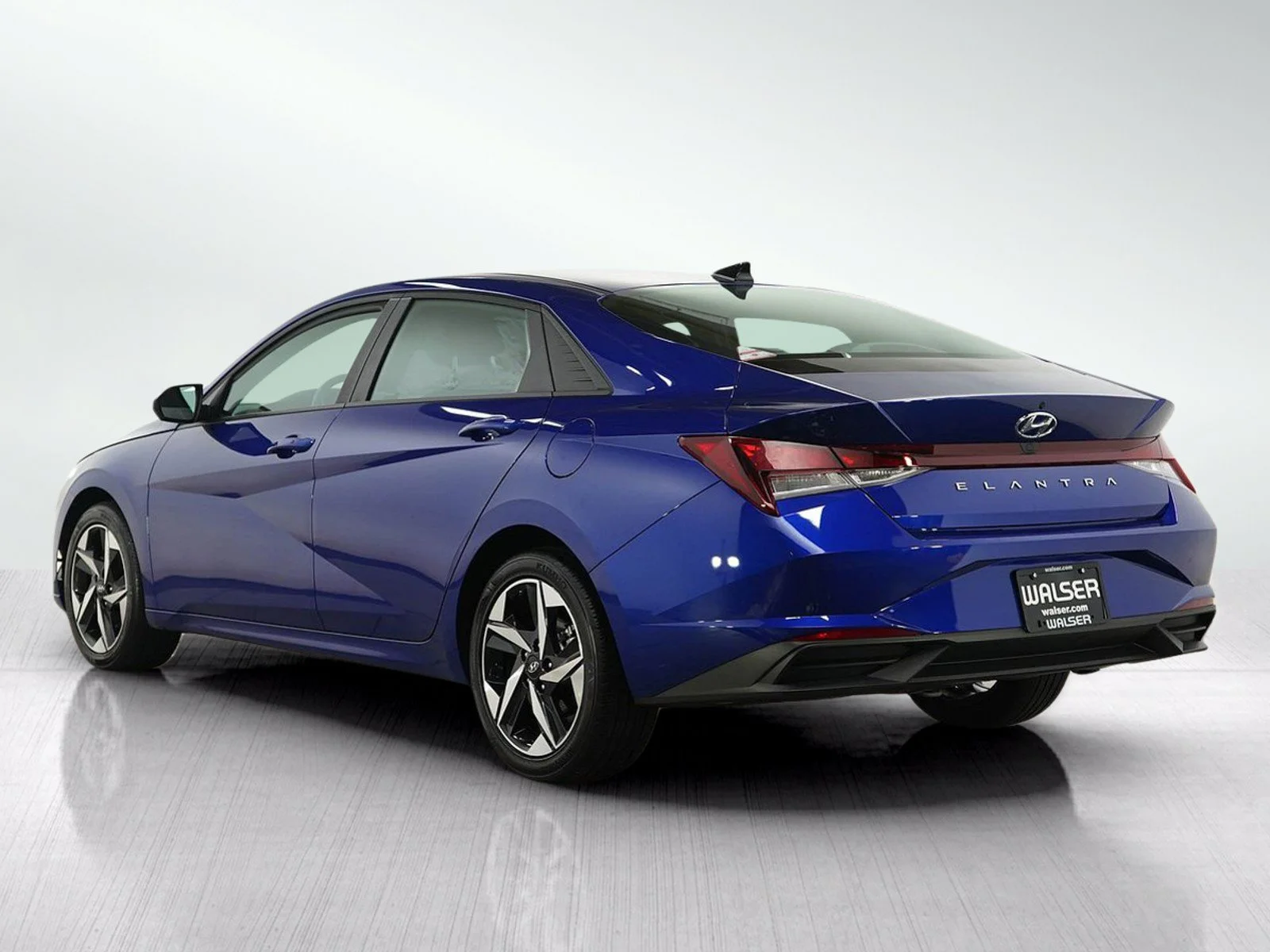 Used 2023 Intense Blue Hyundai SEL image 3