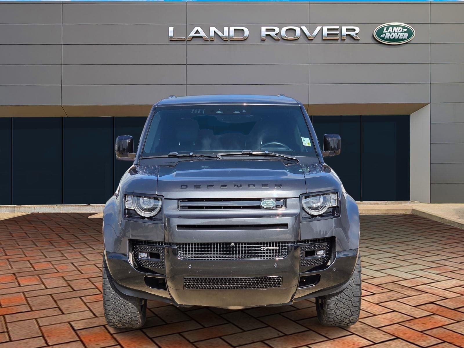 Used 2022 Carpathian Grey Premium Metallic Land Rover X-Dynamic image 2