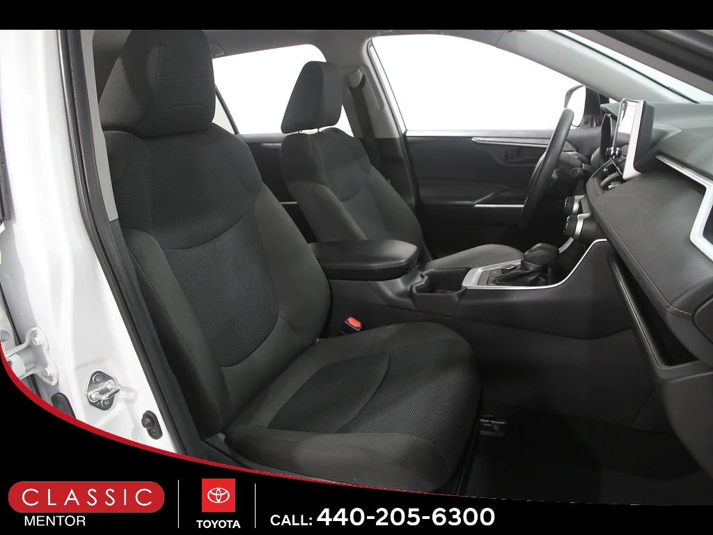 Certified Used 2025 Ice Cap Toyota LE image 18