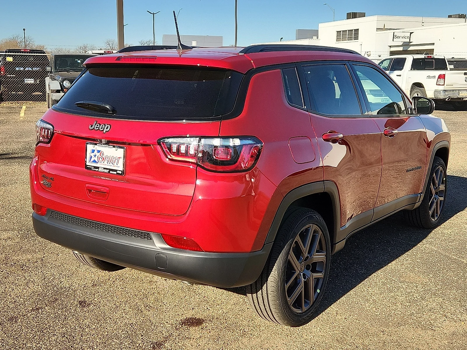 New 2026 PR6 Red Hot Pea Jeep LATITUDE ALTITUDE 4X4 image 4