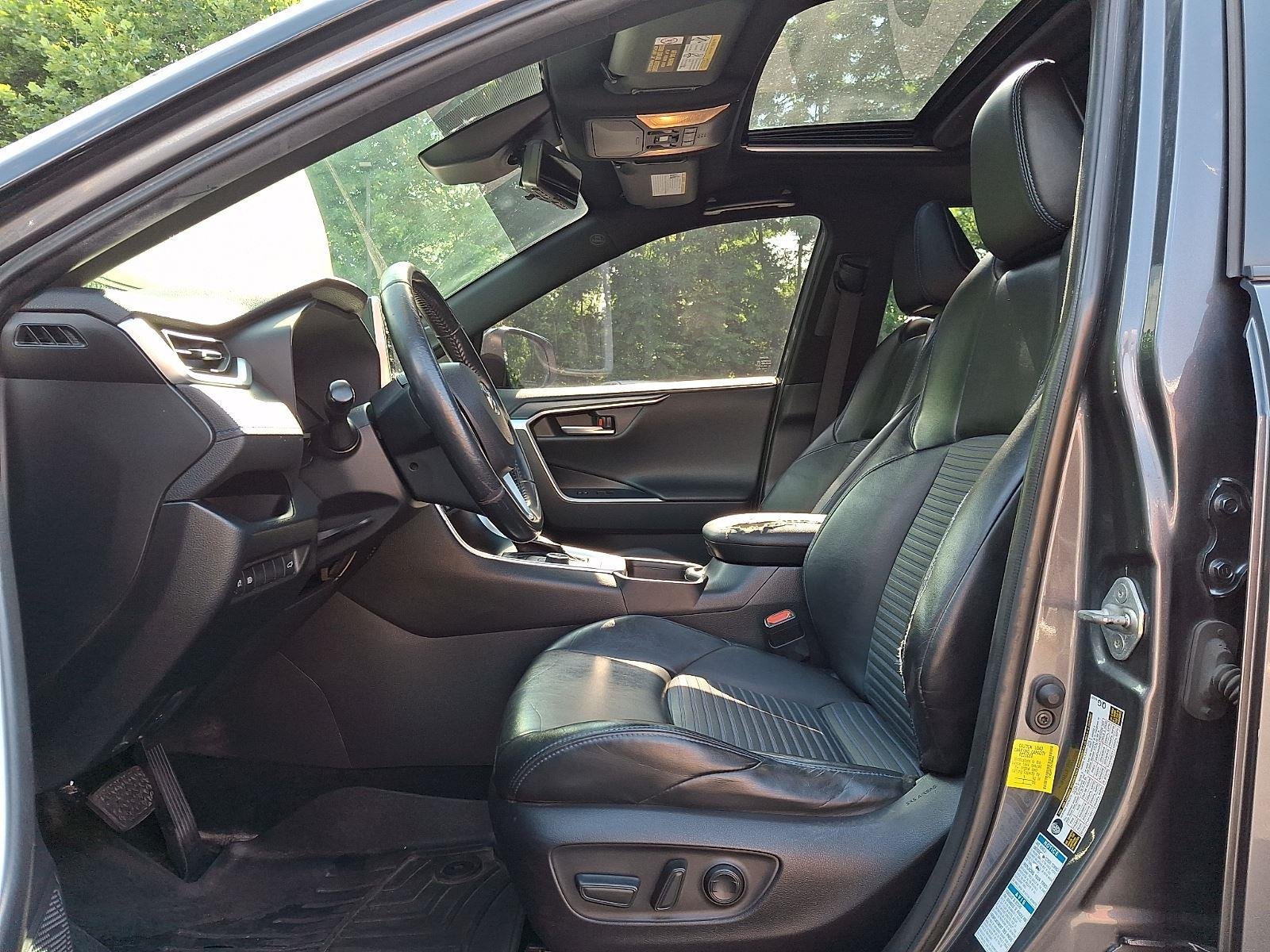Used 2019 Magnetic Gray Metallic w/Black Roof Toyota Hybrid XSE image 13