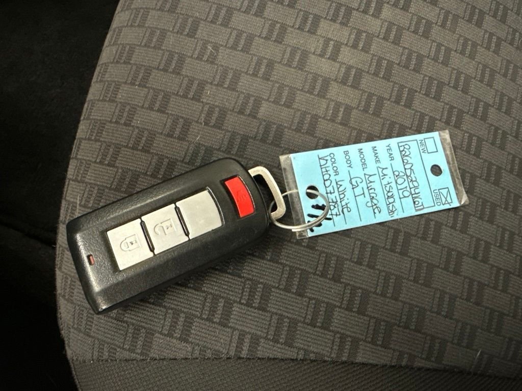 Used 2019 White Mitsubishi LE image 35