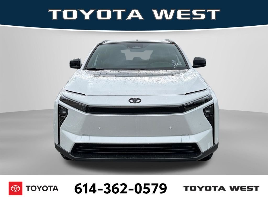 New 2026 Wind Chill Pearl Toyota XLE image 2