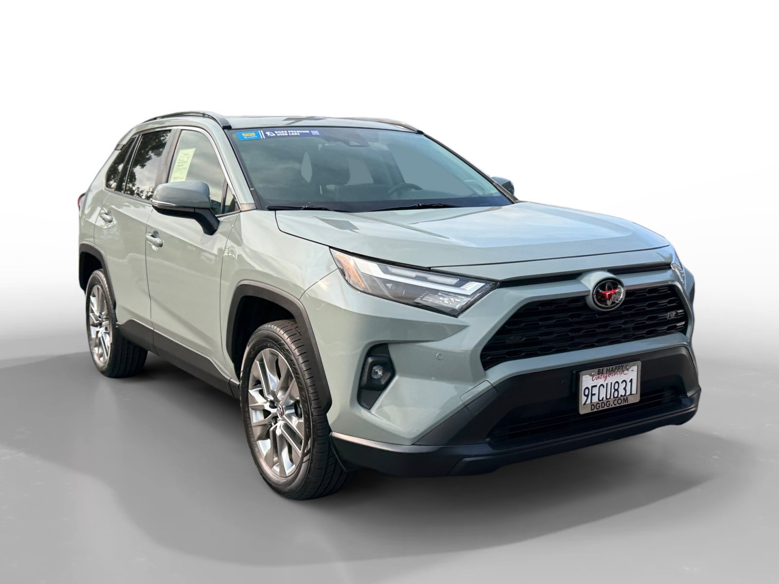 Used 2023 Lunar Toyota XLE Premium image 7