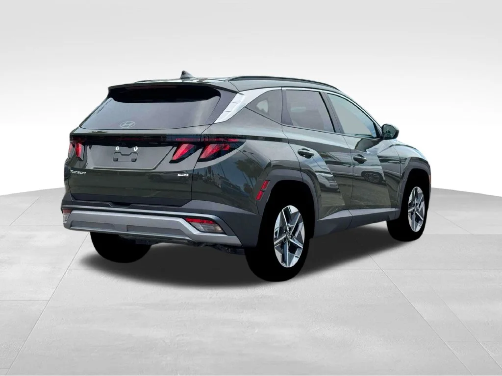 Used 2026 Green Hyundai SEL image 8