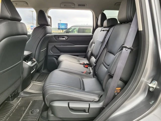 2026 Nissan Armada SV - Photo 11