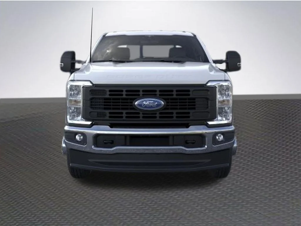 New 2026 Oxford White Ford F-350® XL image 6