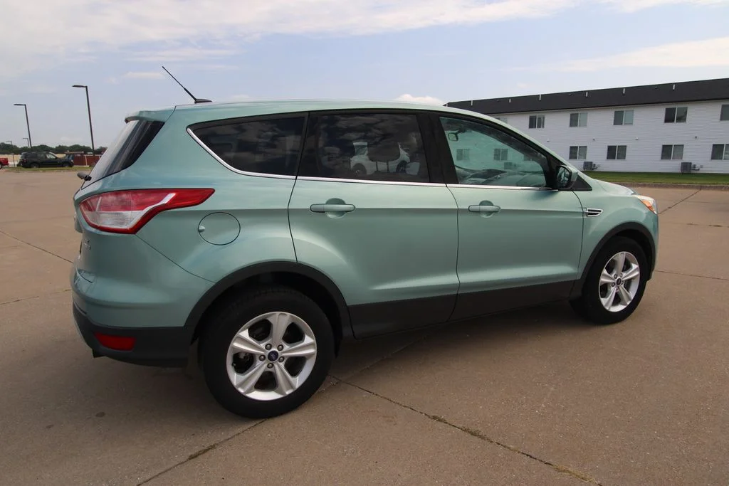 Used 2013 Frosted Glass Ford SE image 5