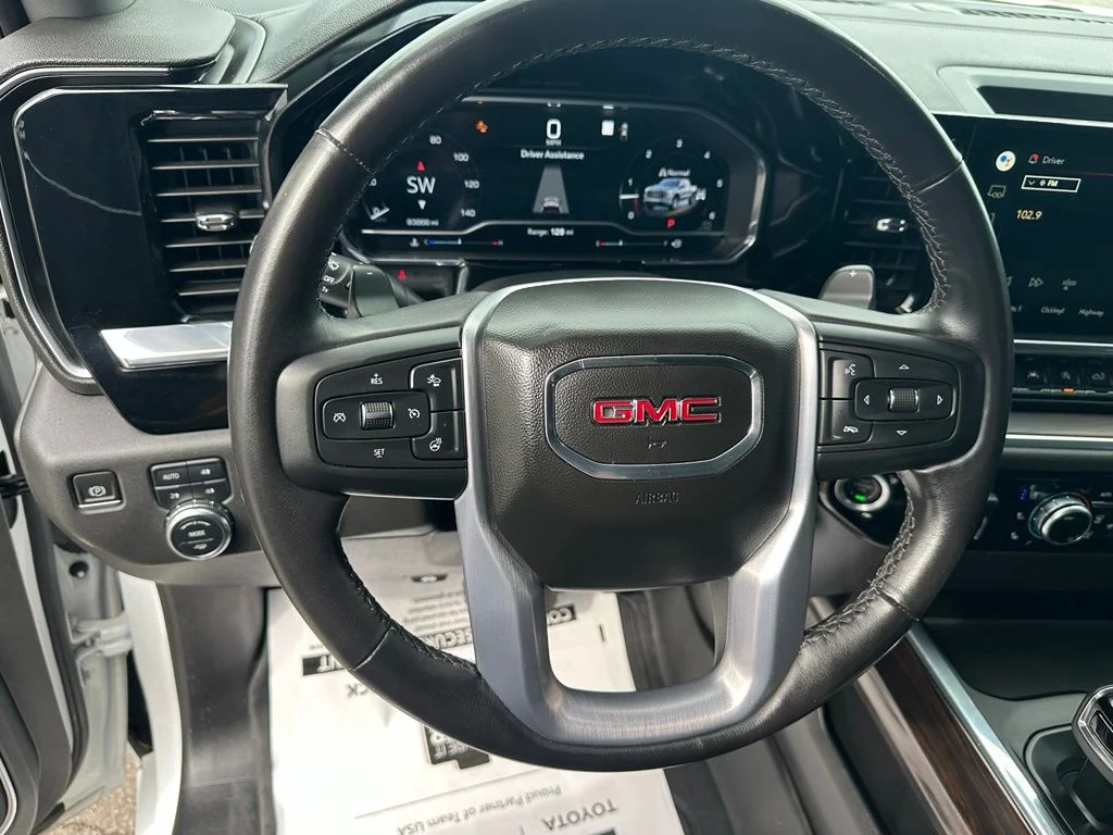 2022 GMC Sierra 1500 SLT - Photo 18