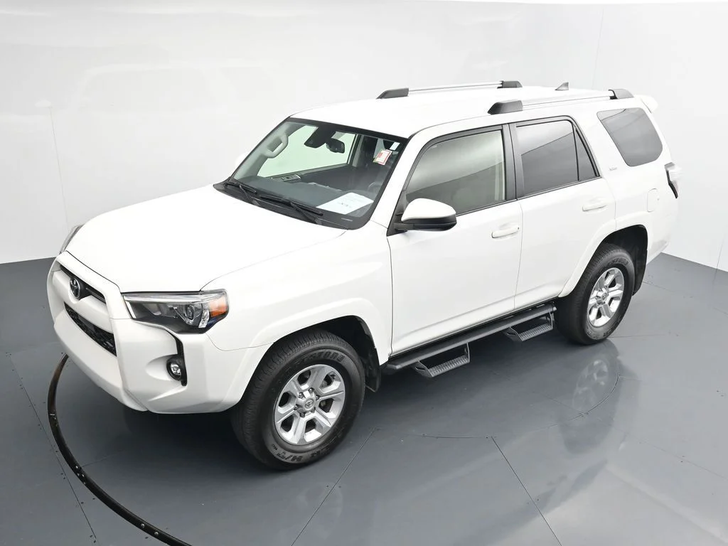 Used 2023 White Toyota SR5 image 12