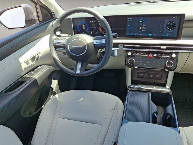 New 2026 Silver Hyundai SEL image 7