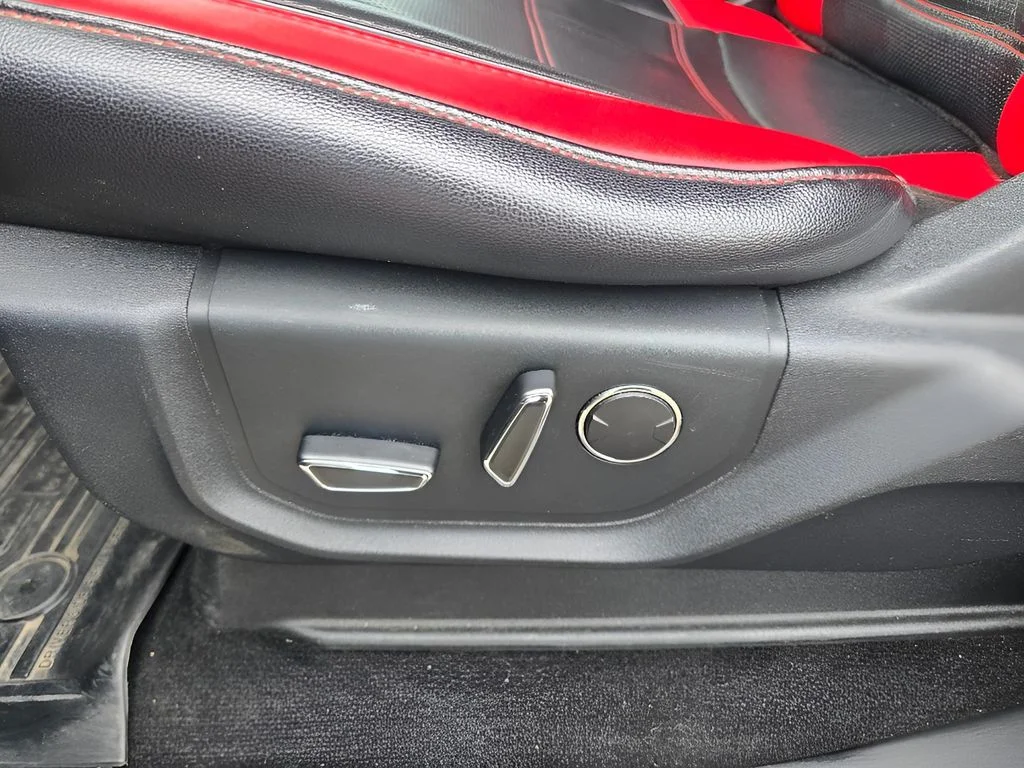 Used 2018 SHADOW BLACK Ford LARIAT image 14