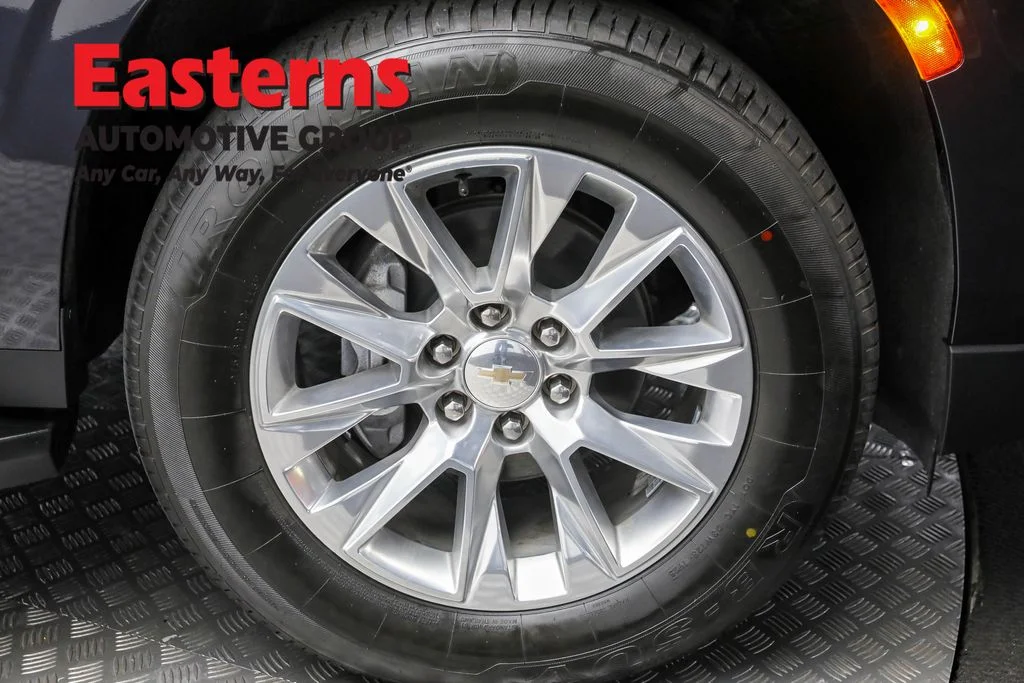 Used 2023 Gray Chevrolet Premier image 35