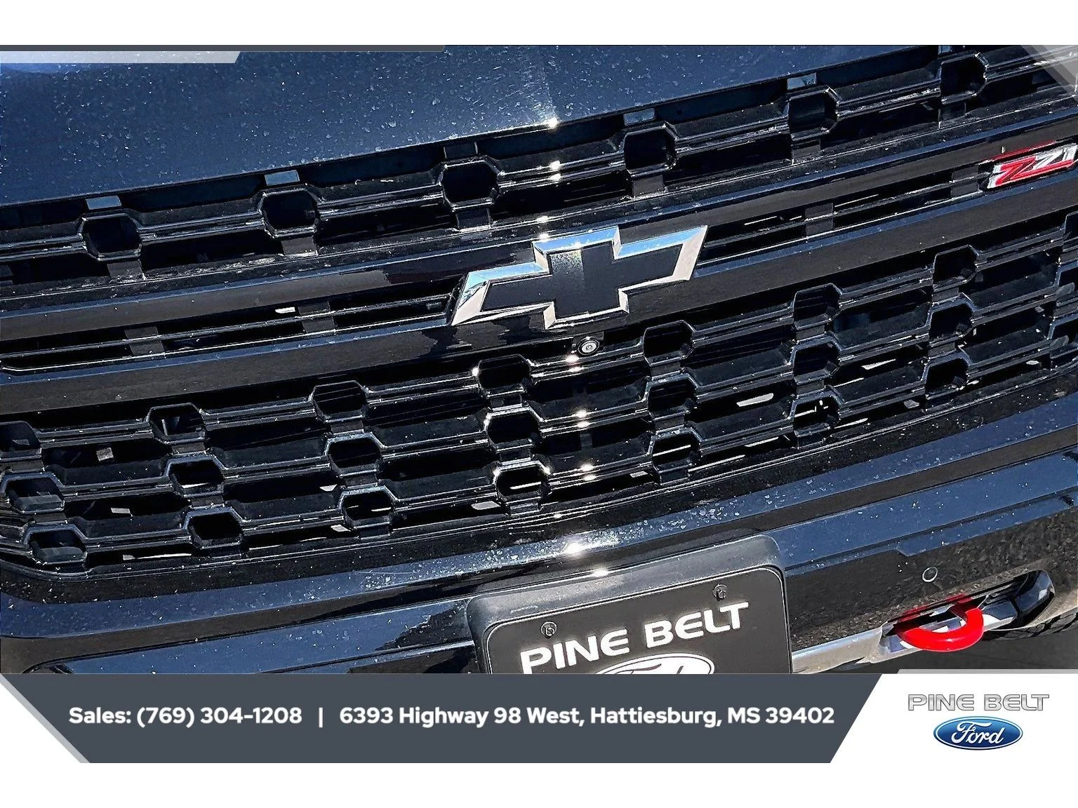 Used 2024 BLACK Chevrolet Z71 image 22