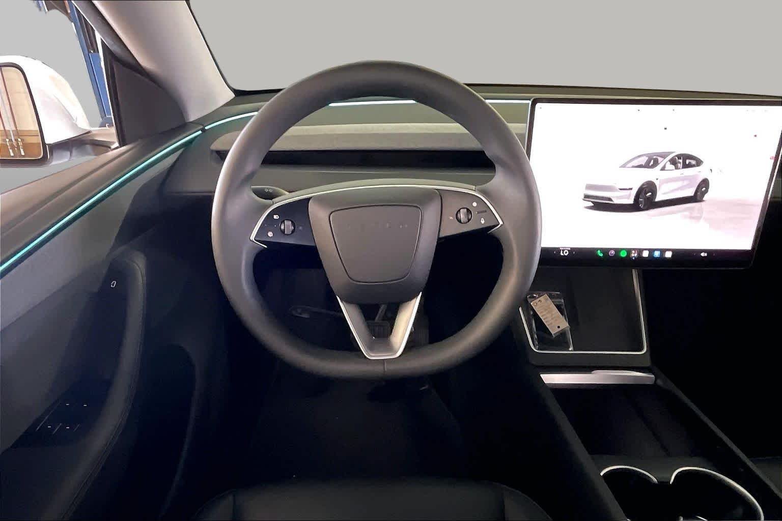 Used 2026 Pearl White Multi-Coat Tesla  image 5