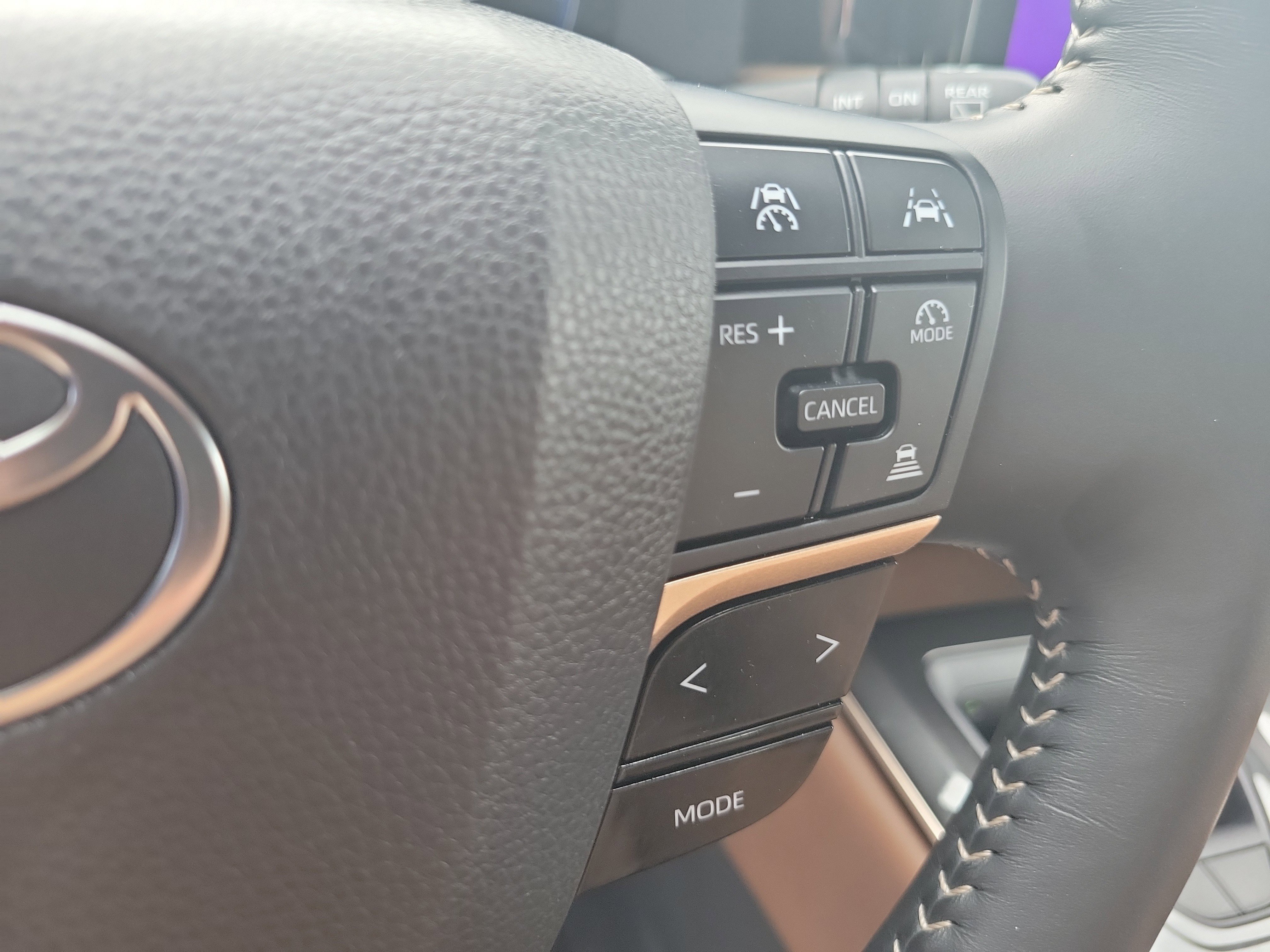 Certified Used 2025 Cloud Toyota XLE image 29