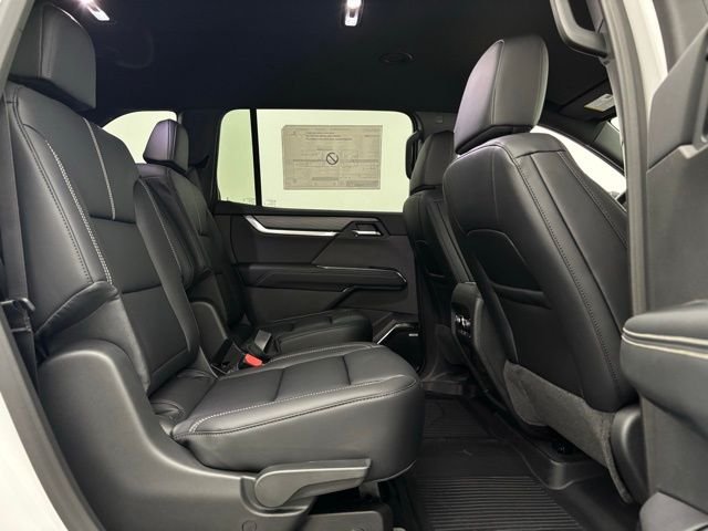 New 2026 Summit White GMC Elevation image 38