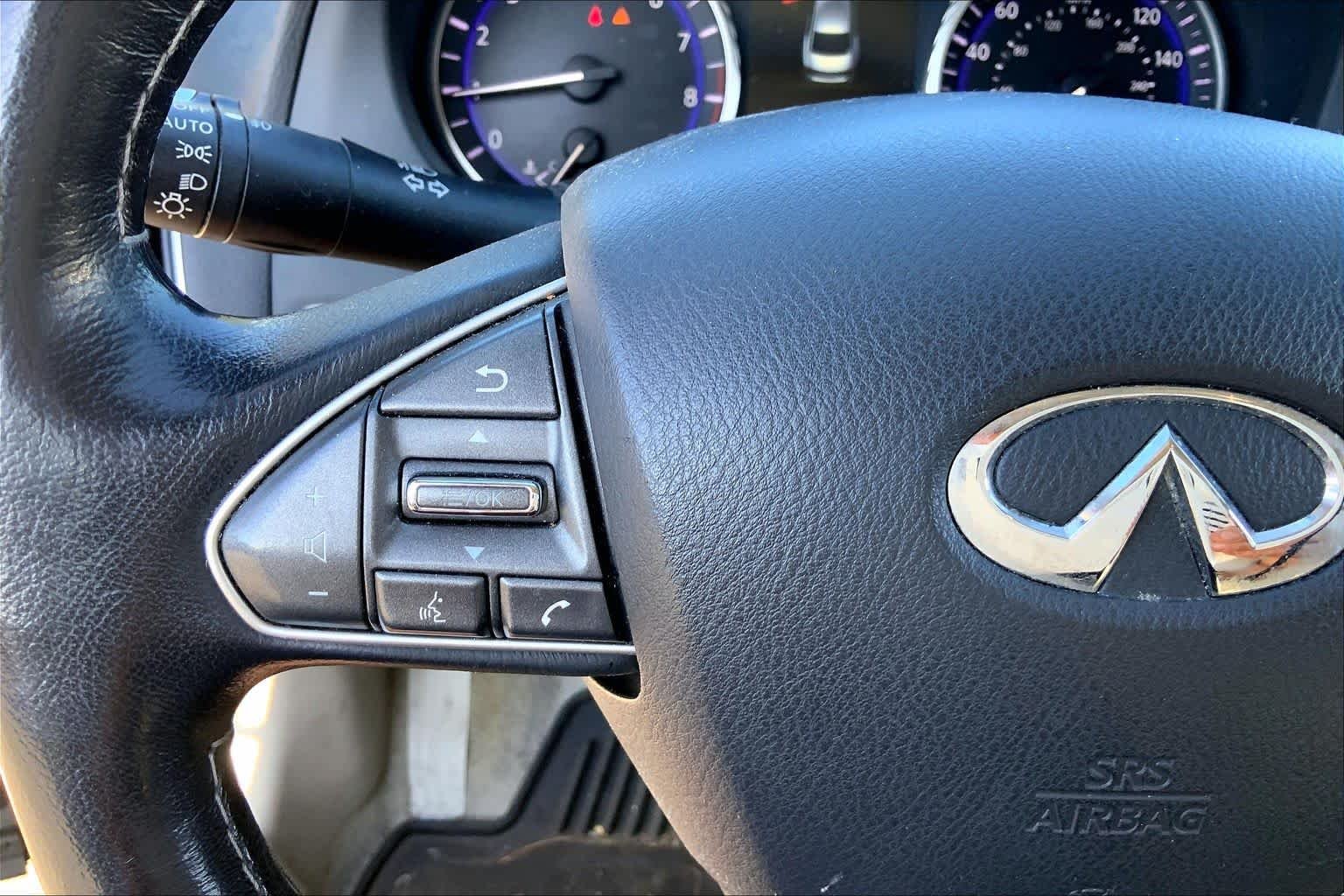 Used 2014 Graphite Shadow INFINITI Premium image 24