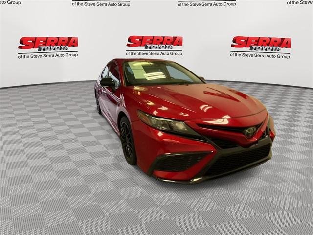 Certified Used 2022 SUPERSONIC RED Toyota  image 4