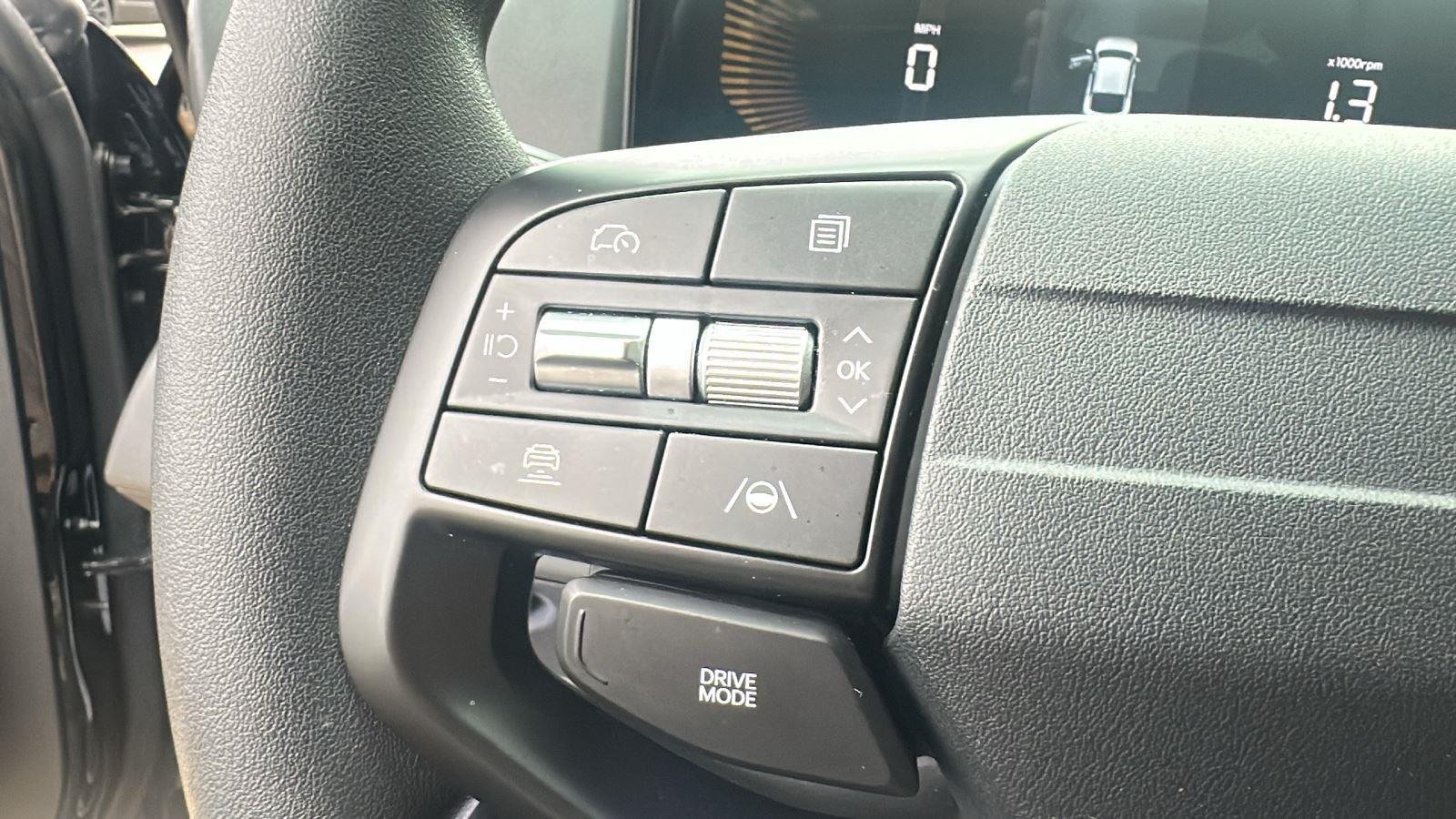 Used 2025 Aurora Black Pearl Kia LXS image 16