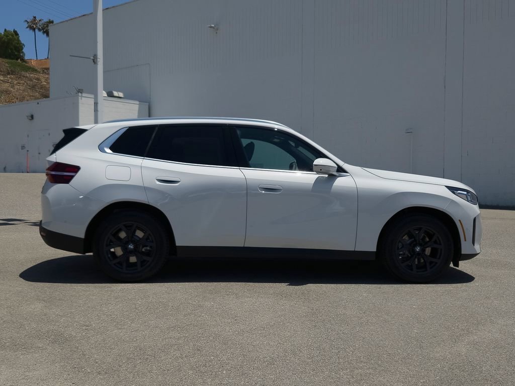 New 2026 Alpine White BMW 30 xDrive image 4