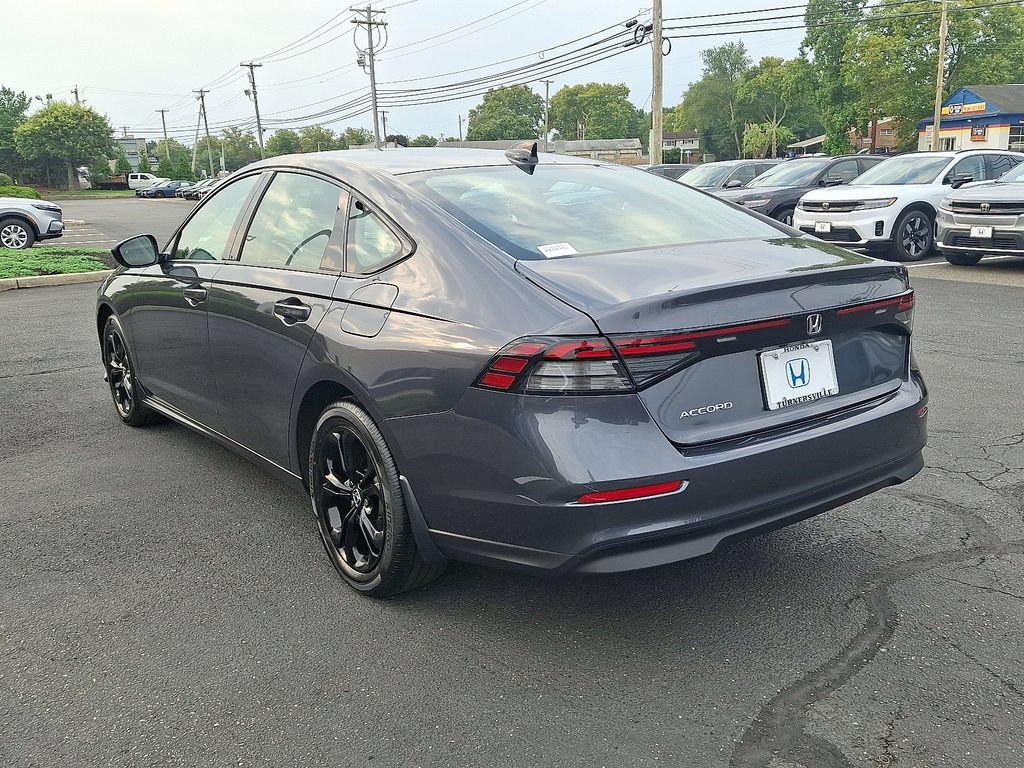 2025 Honda Accord SE - Photo 35