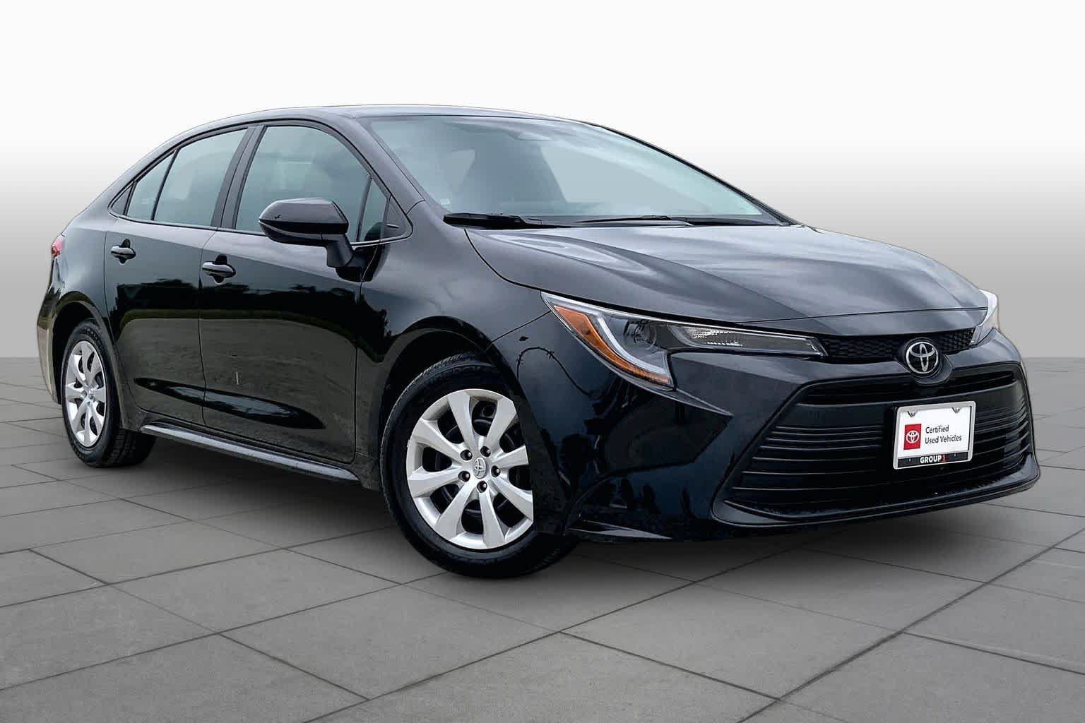 Used 2026 Midnight Black Metallic Toyota LE image 3
