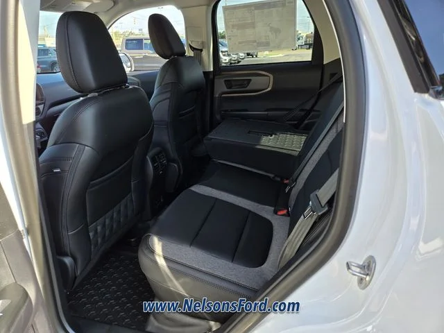 New 2026 Oxford White Ford Badlands® image 8