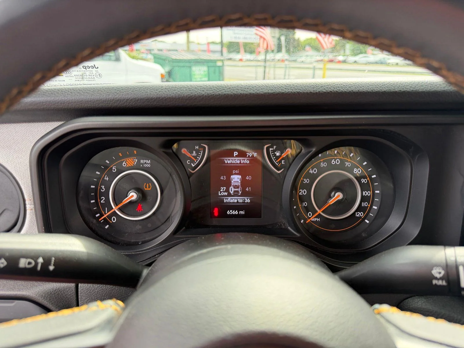 Used 2024 Red Jeep Sport S image 27