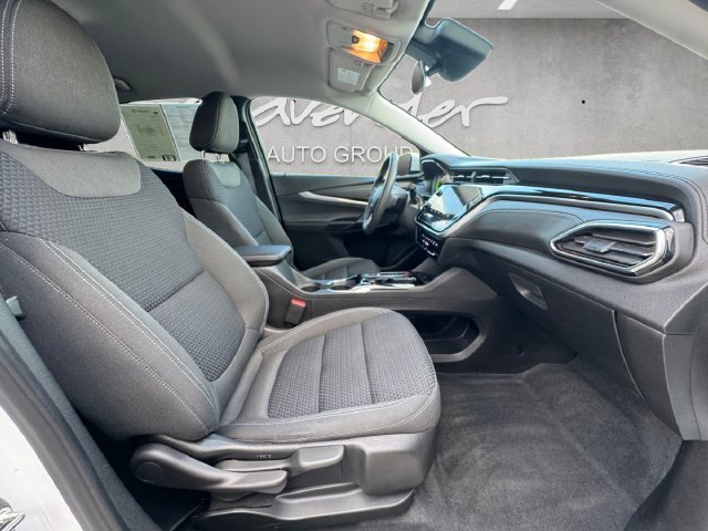 2023 Chevrolet Bolt EUV LT - Photo 24