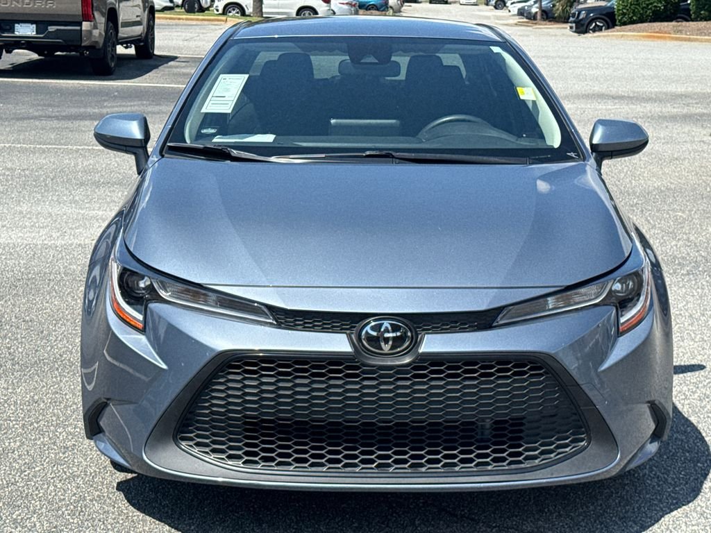 Used 2022 Gray Toyota LE image 8