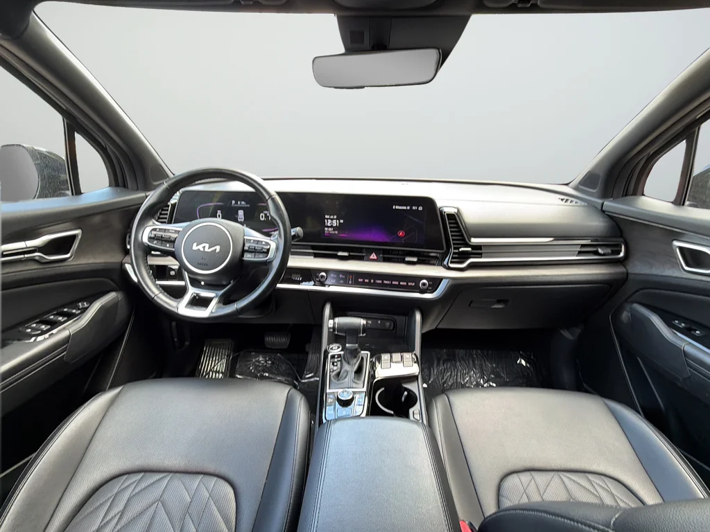 Used 2024 Gray Kia X-Line image 9