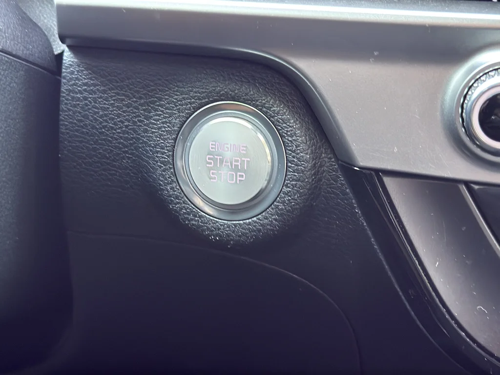 Certified Used 2025 Green Kia S image 46
