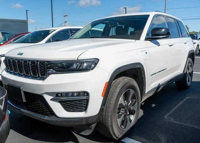 Used 2023 White Jeep 4xe image 1