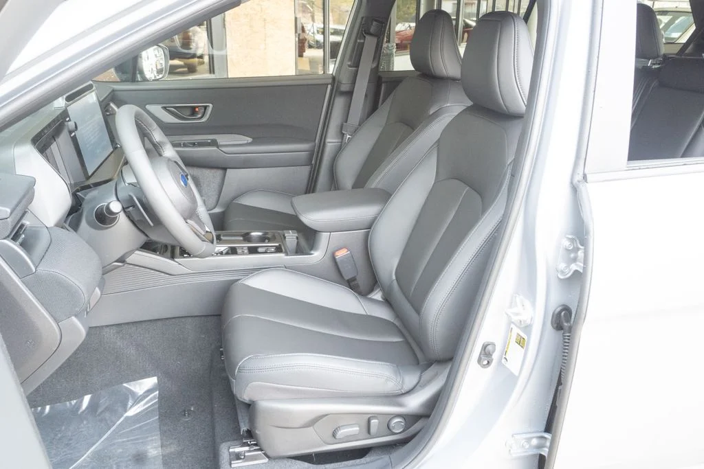2026 Subaru Outback Premium - Photo 8