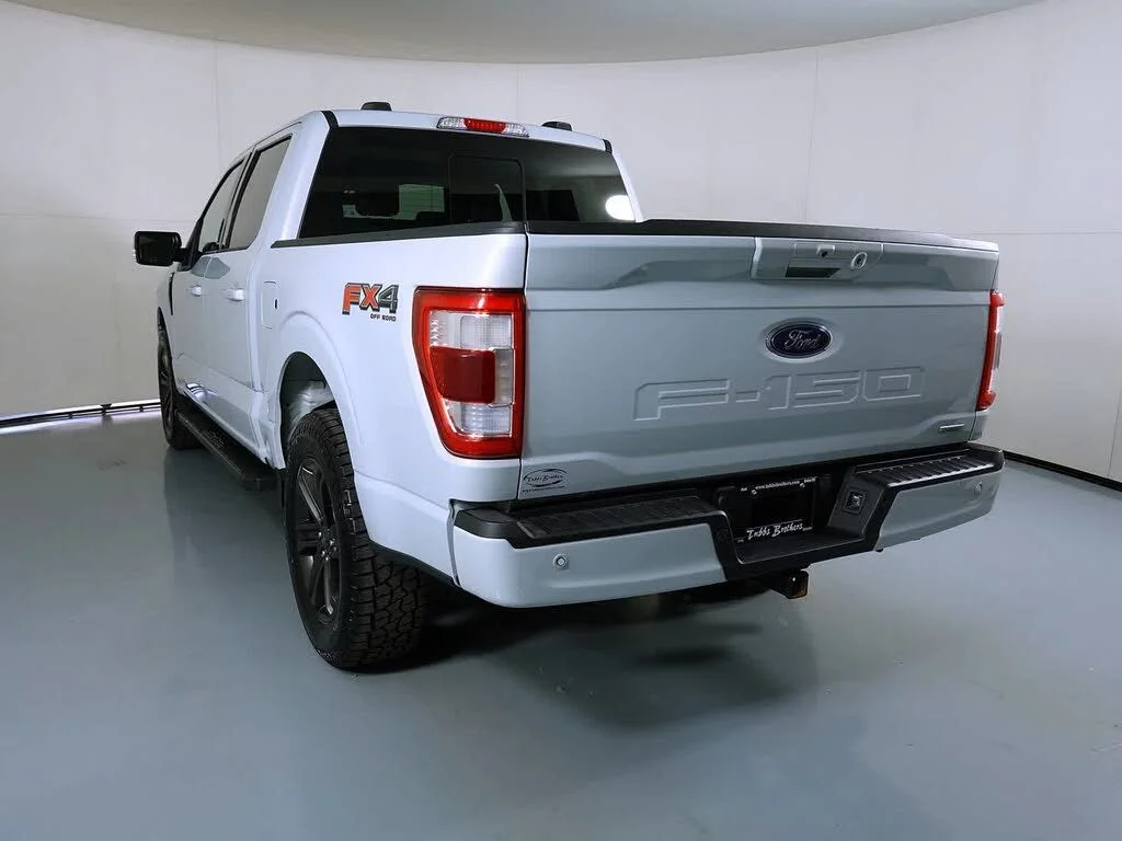 Used 2021 White Ford Lariat image 5