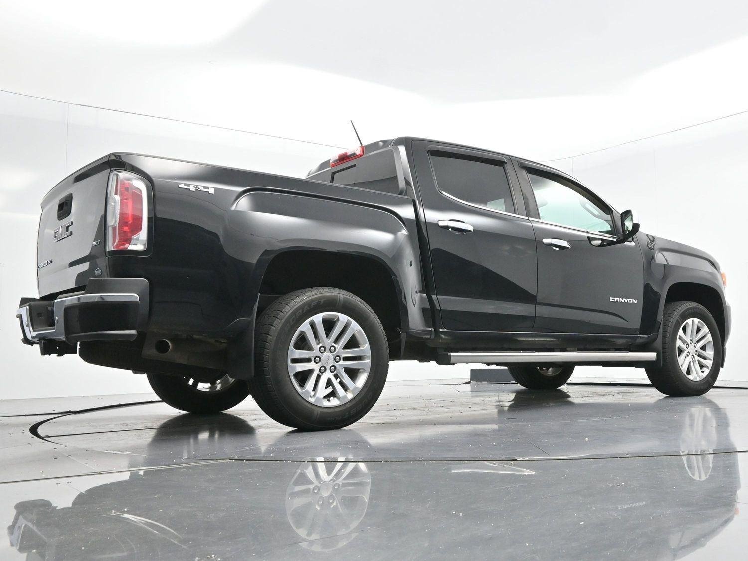 Used 2019 Onyx Black GMC 4WD SLT image 54