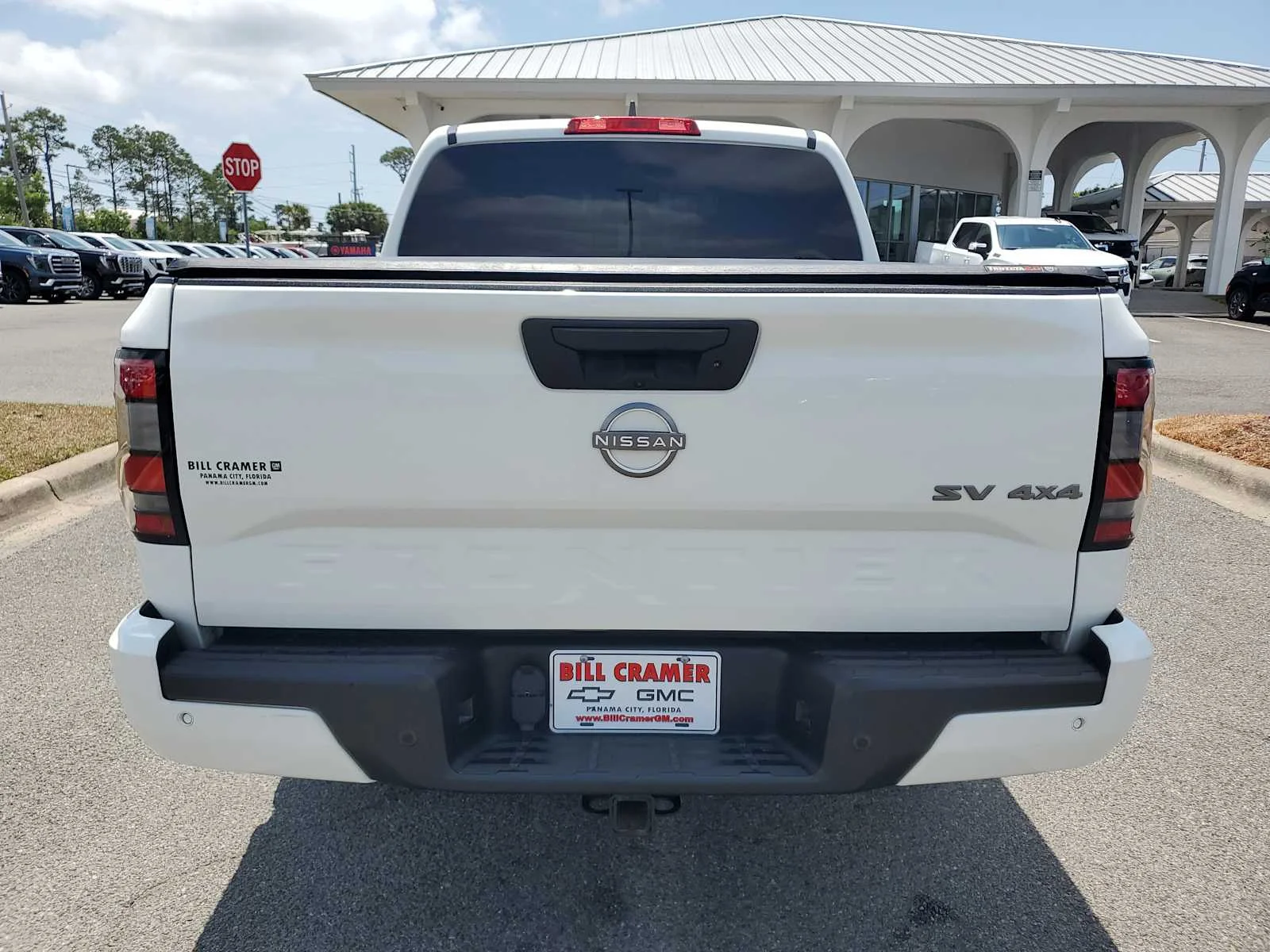 Used 2023 White Nissan SV image 4